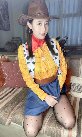 欧美涂口红图片_剧情片在线观看