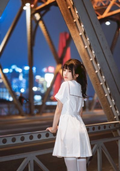 大香蕉网欧美伊人_有字幕完整版