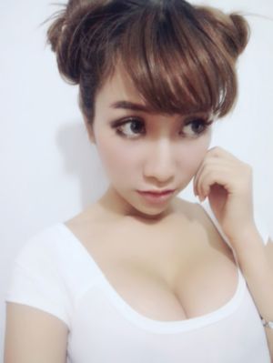 国产伊人久久亚洲_剧情片HD在线观看