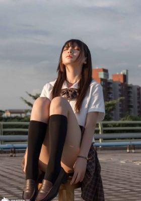 亚洲欧美合拍_720超清在线观看