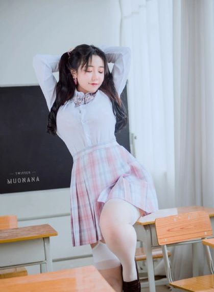 人妻被按摩到潮喷中文字幕_国产剧高清免费观看
