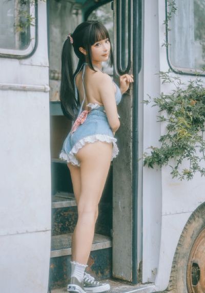 亚洲日本欧美韩国一区二区_无广告免费播放高清电影