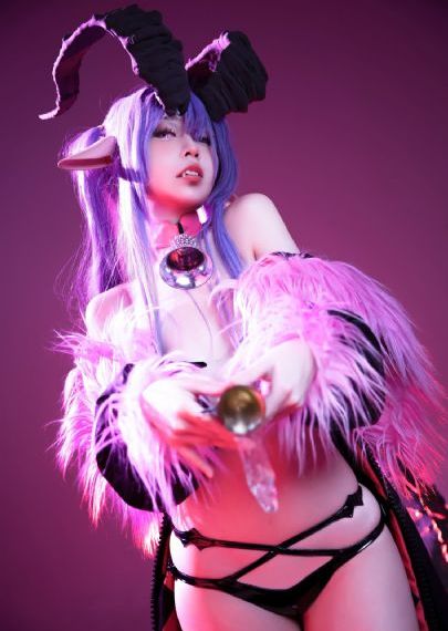 欧美贵妇超模_蓝光高清免费观看