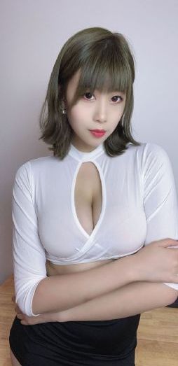 欧美吻美女美足图片_HD高清视频播放