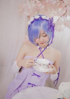 人妻出轨电影欧美_BD国语手机在线看